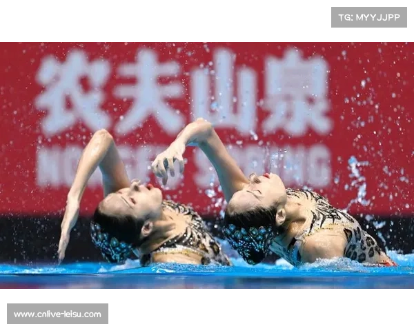 王柳懿现场教学花游基础动作 总决赛配套活动内容精彩丰富 王柳懿现场教学花游基础动作 总决赛配套活动内容精彩丰富